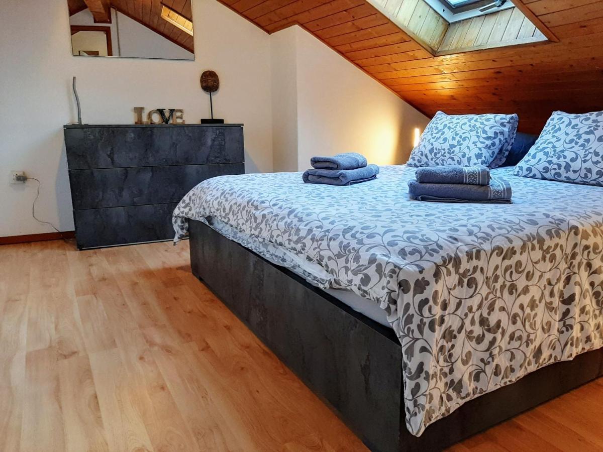 Holidays Homes Il Folletto Quartino Eksteriør bilde